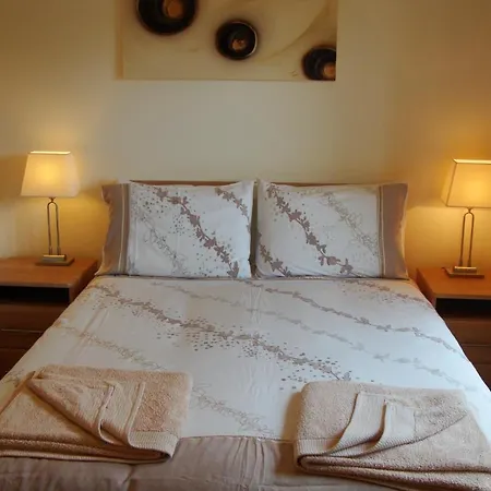 Cranny's B&B 로슬레어